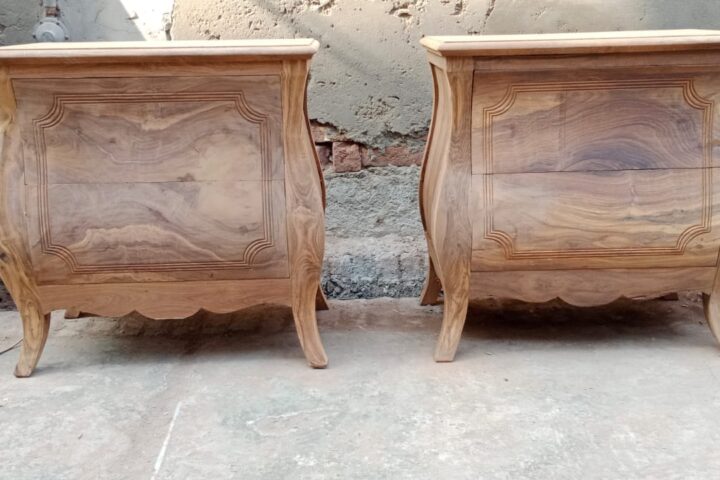 Bombe chest of drawers — workshop photo