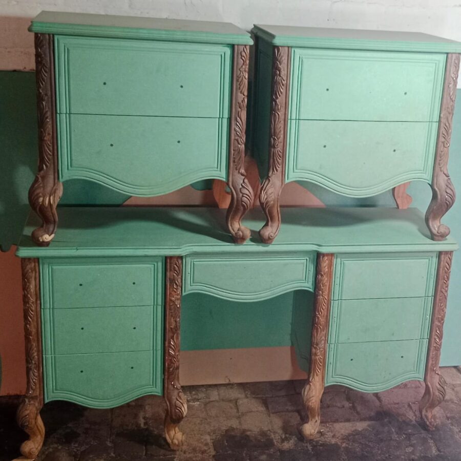 Green dressing table with two side tables — workshop photo
